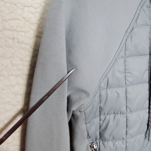 Old Navy Gray Hoody ~ Active Dynamic Fleece Size XS - Picture 10 of 15